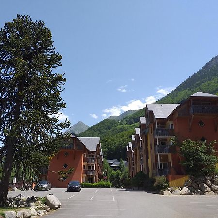 Appartement F2 Au Domaine Des 100 Lacs - Piscine - Sauna - Hammam Cauterets Buitenkant foto